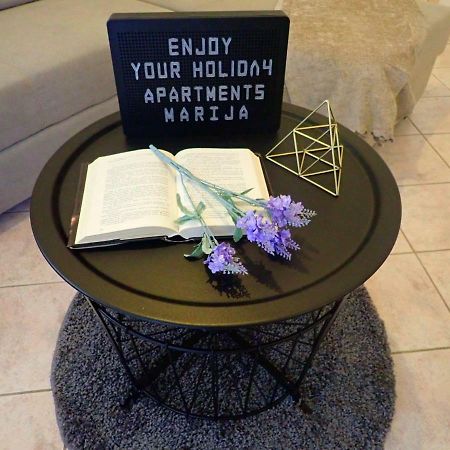 Apartments Marija Карлобаг Екстериор снимка
